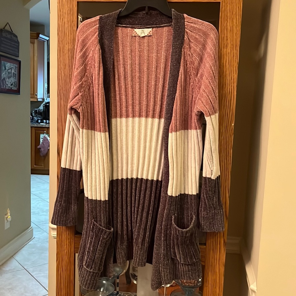 Cardigan with pockets